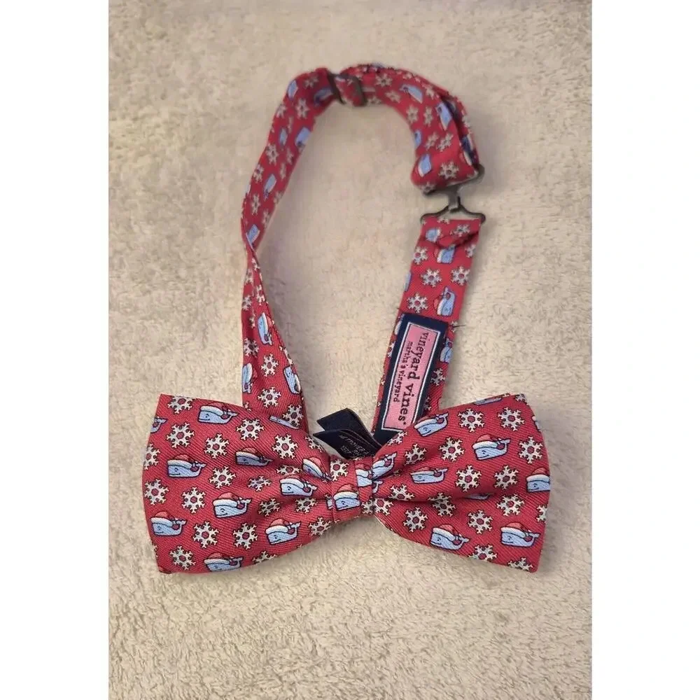 Vineyard Vines Bow Tie Silk Geometric Whale Logo USA Martha's Christmas Red